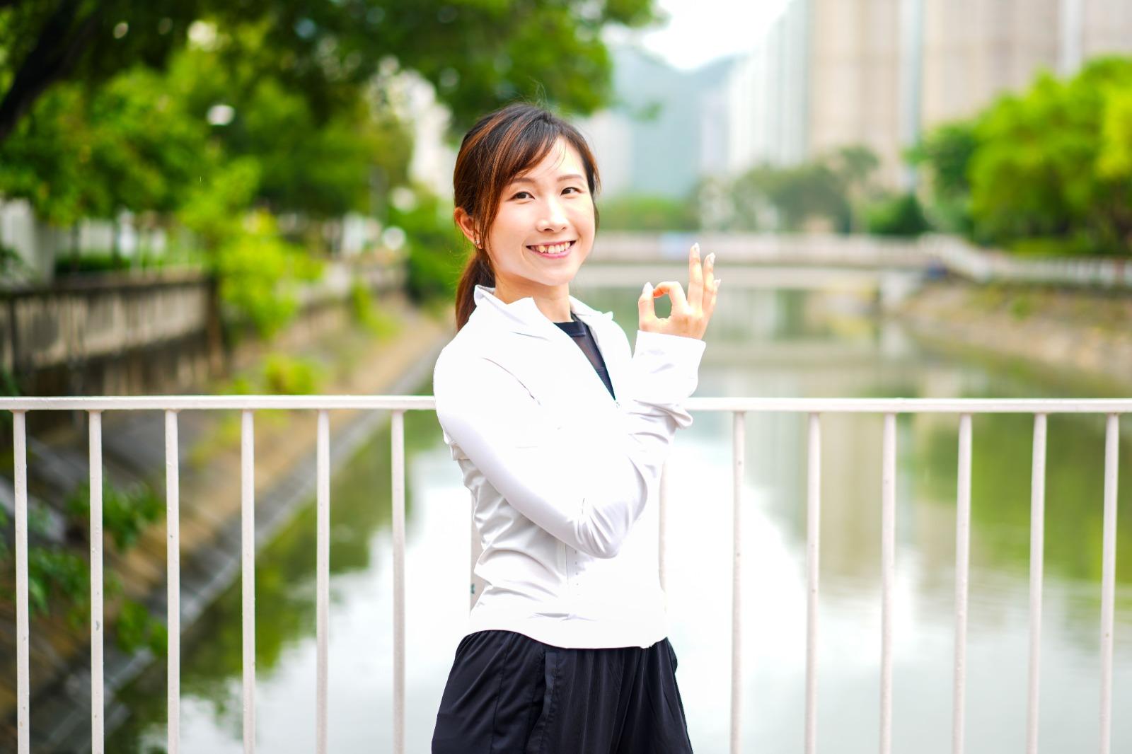 莫宛螢小時候學過芭蕾舞,現在主項是中國武術中的太極。