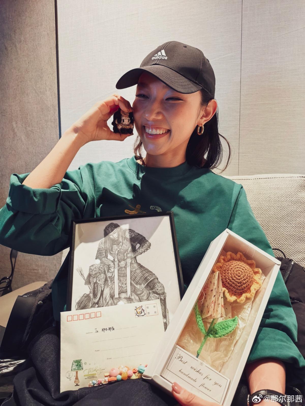 《長安的荔枝》飾演胡商商會會長的內蒙古女星那爾那茜。