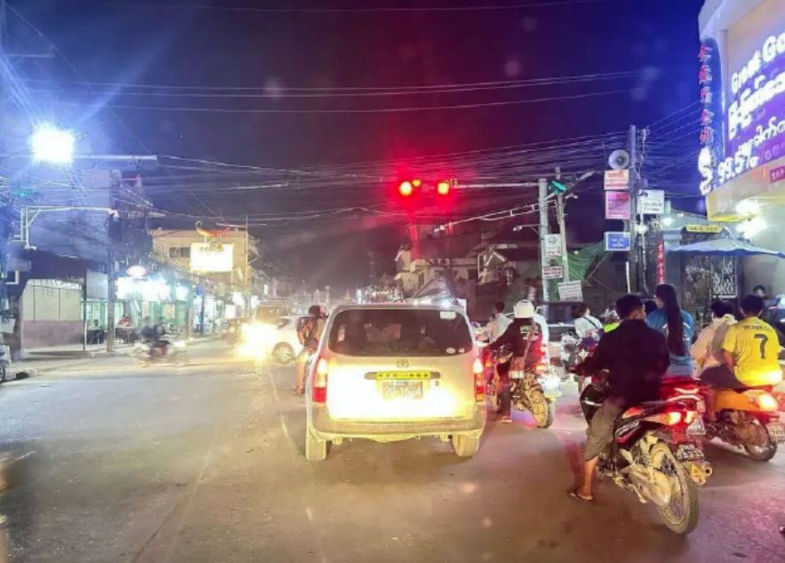 自今年2月以來,泰國停止向妙瓦底等5個緬甸邊境地區供應電力、網絡和燃料,試圖打擊詐騙園區的犯罪活動。(資料圖片)