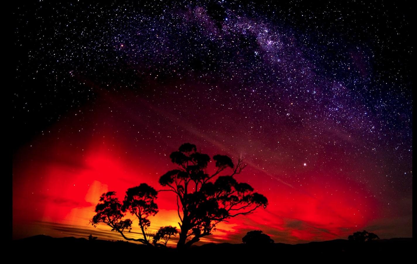 網民分享澳洲坎培拉極光美景。(互聯網)