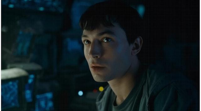 艾薩米勒(Ezra Miller)主演DC英雄片《閃電俠》,演技不俗。