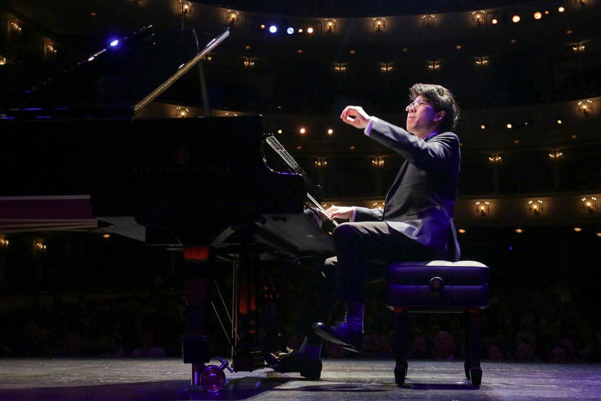 沈靖韜躋身決賽後成功奪冠。(范克萊本國際鋼琴賽網站)