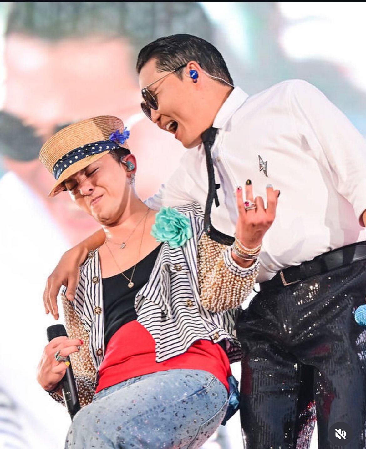 PSY與G-Dragon兩人在台上玩得非常盡興。