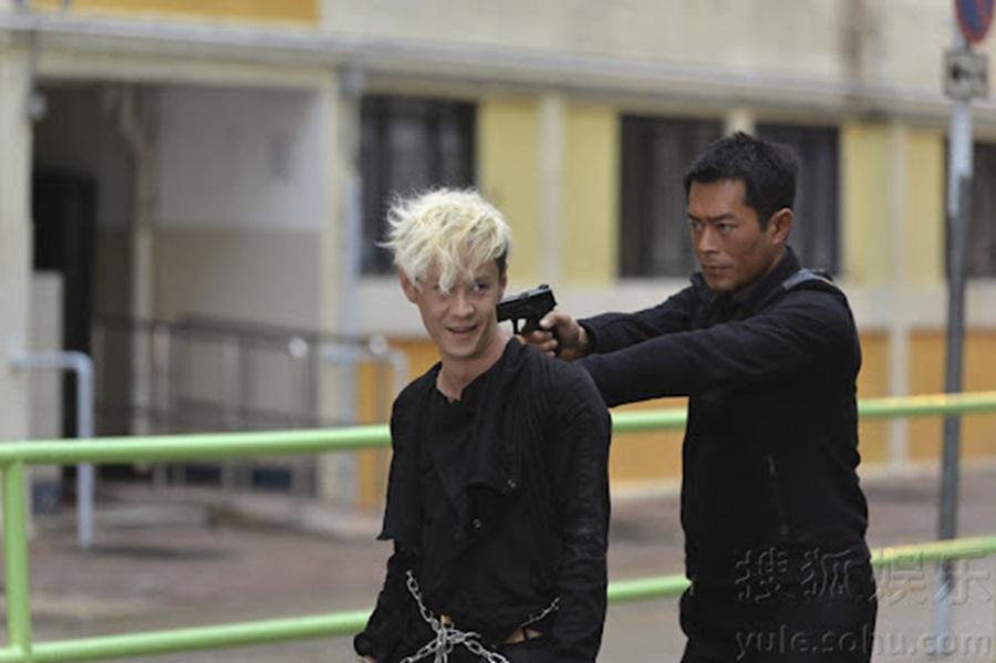 馬浴柯曾與古天樂、劉青雲演出《掃毒》。