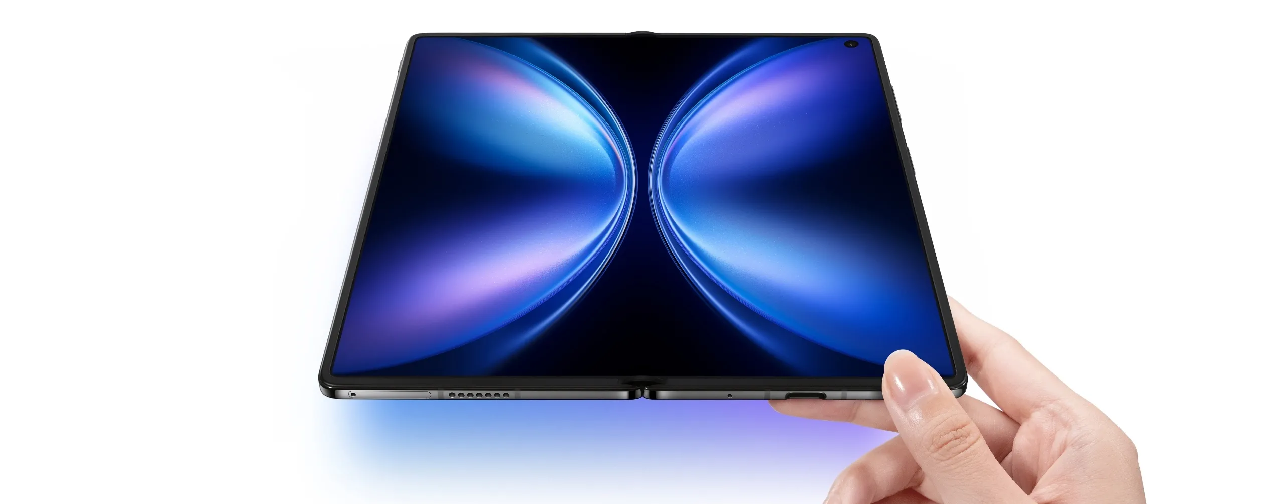 vivo X Fold5打開後有8.03吋內屏。