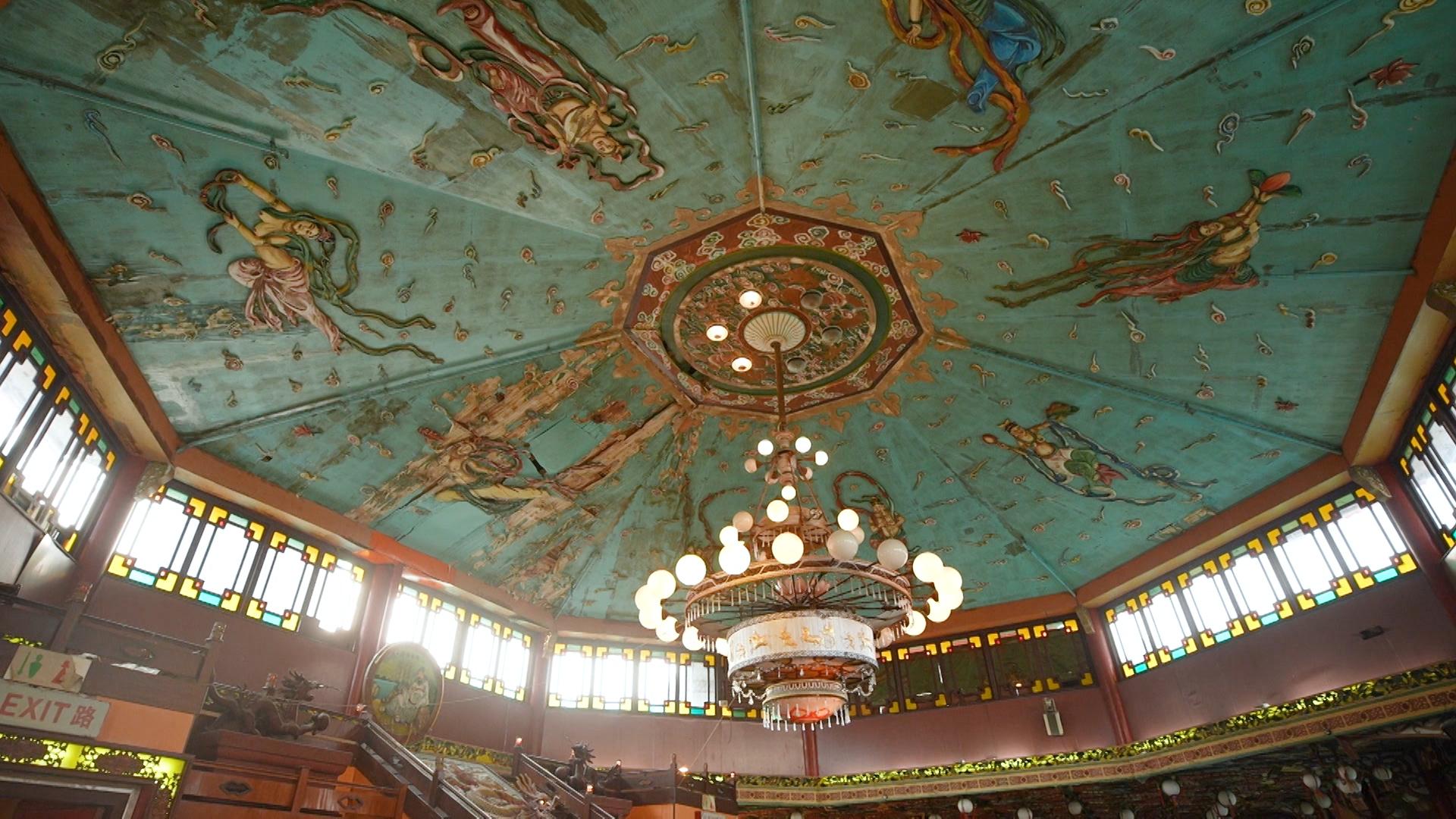 「太白海鮮舫」的圓頂設計特色,可說是大家的集體回憶。