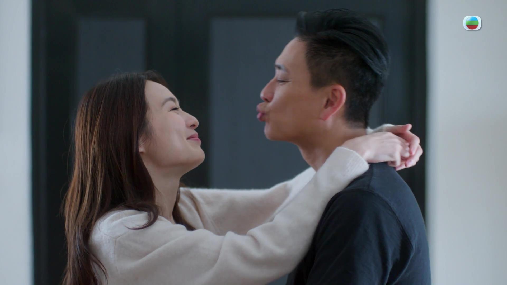 黃宗澤和蔡潔在《執法者們》首次合演夫妻,有不少溫馨場面。