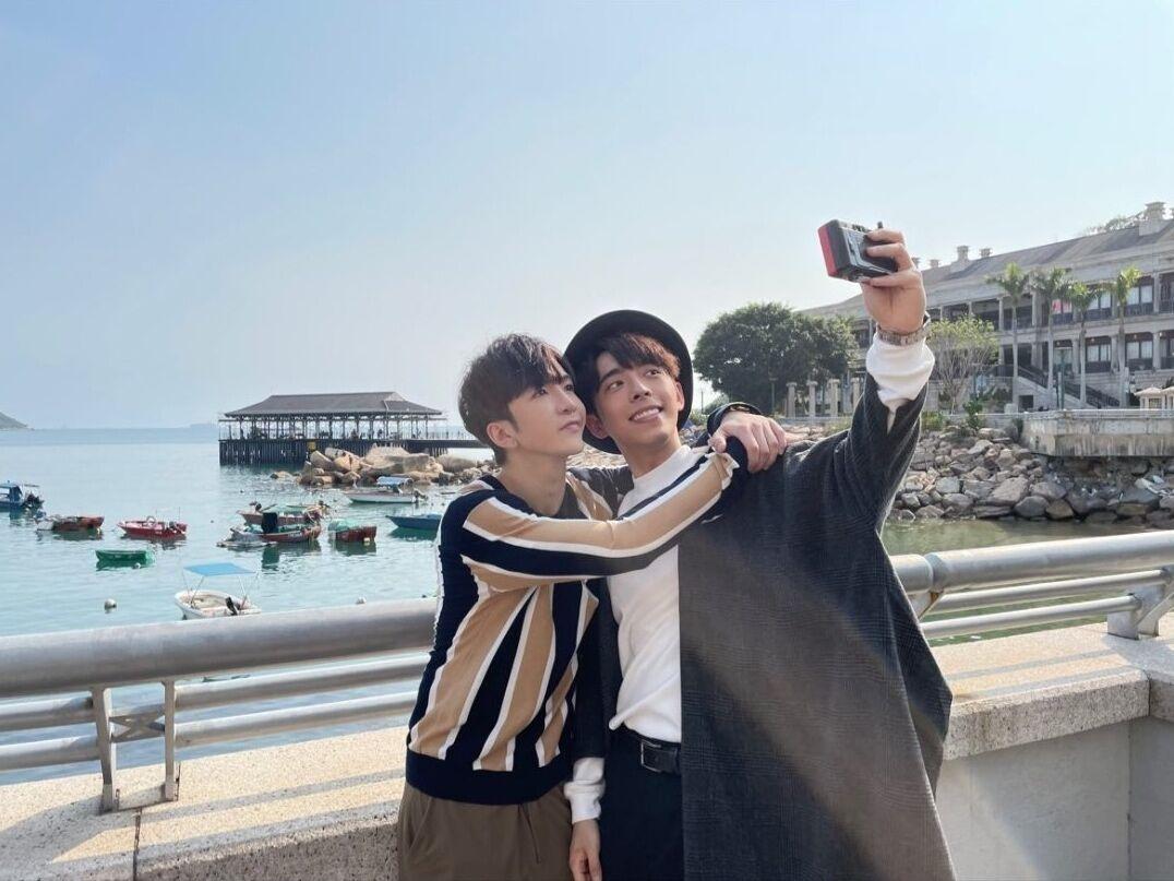 在大澳取景的ViuTV電視劇《大叔的愛》(2021年),由呂爵安、盧瀚霆和黃德斌主演。(圖片來源:網上圖片)