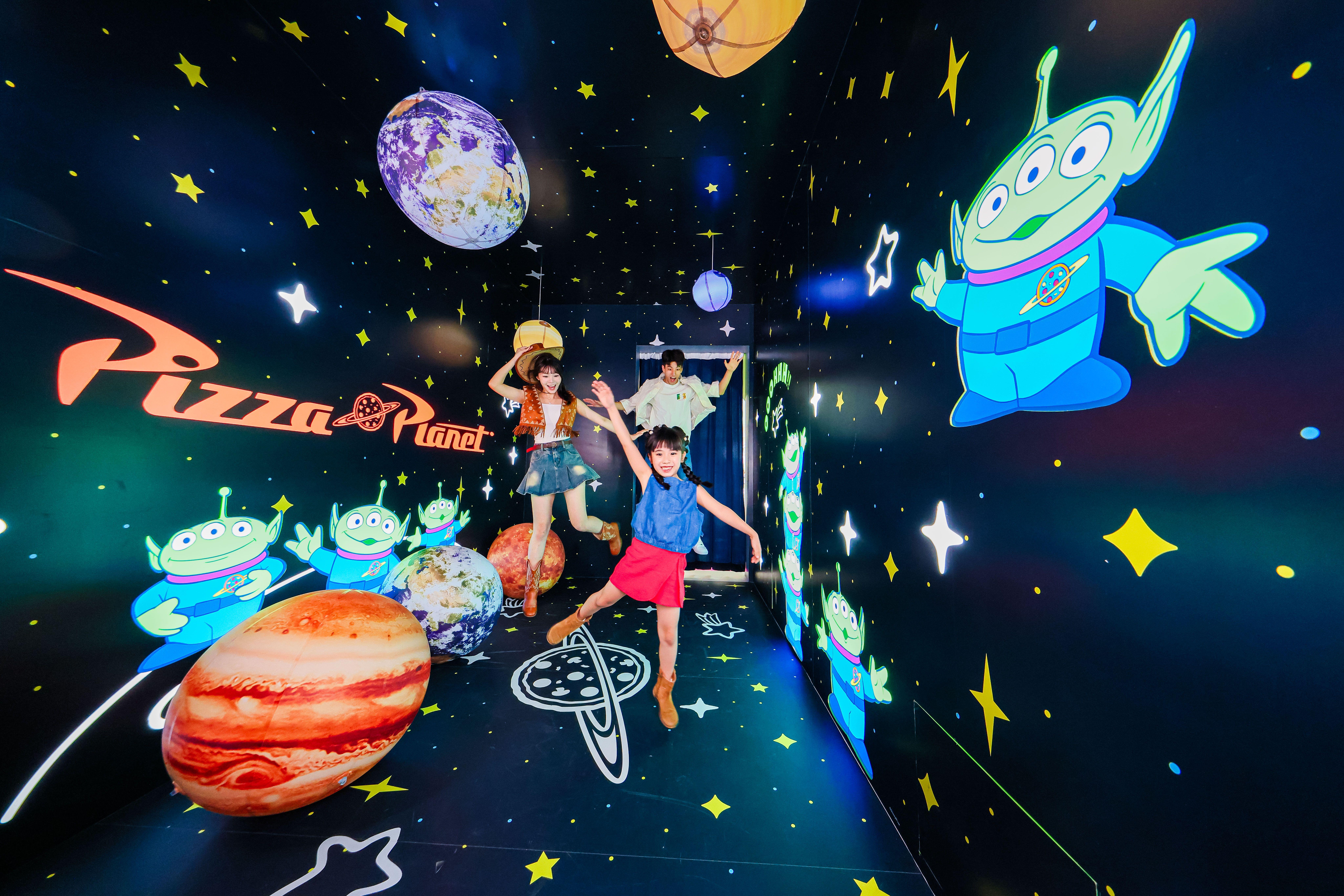 太空無重力房間