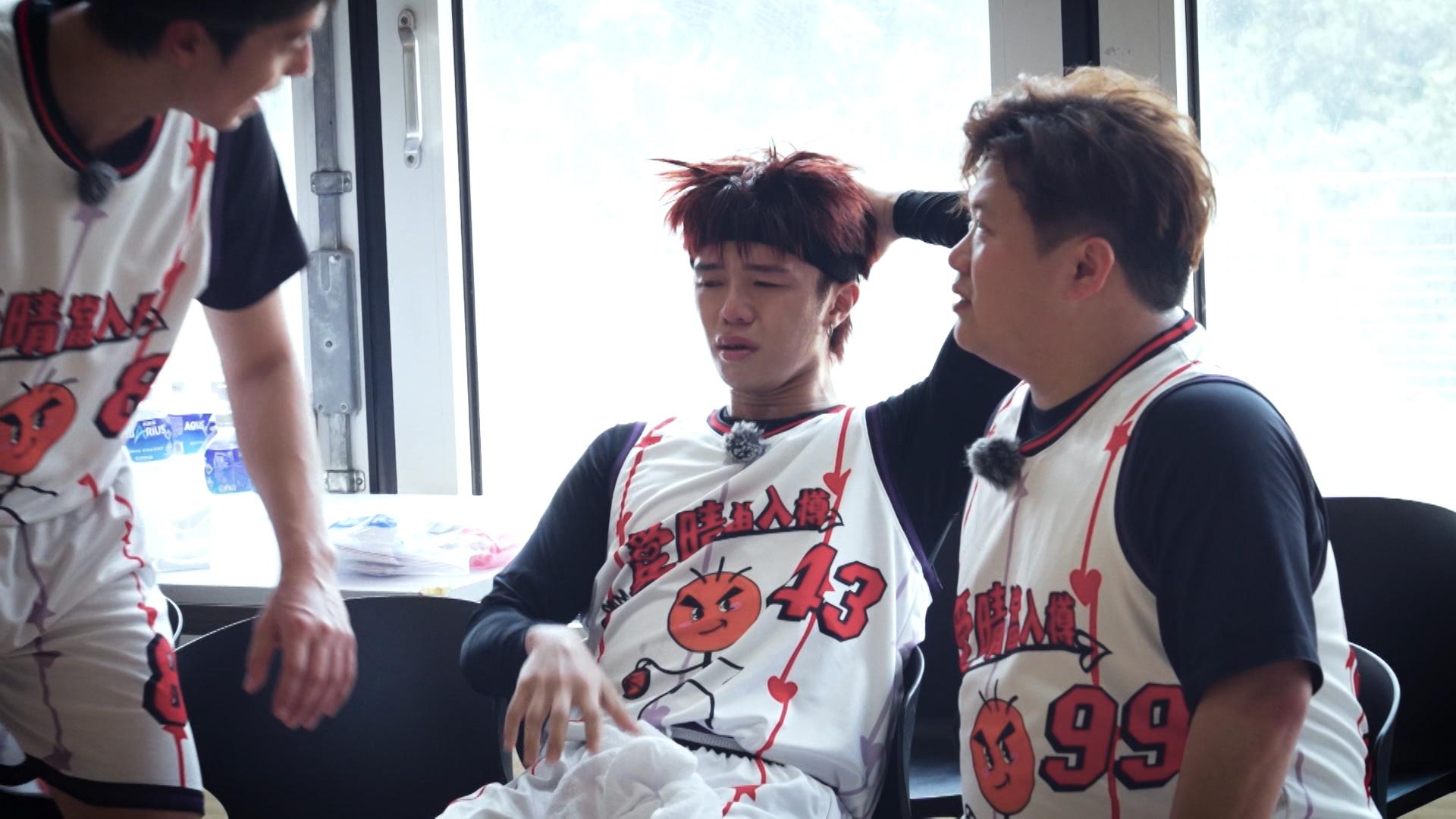 希晉很嬲自己表現不佳。