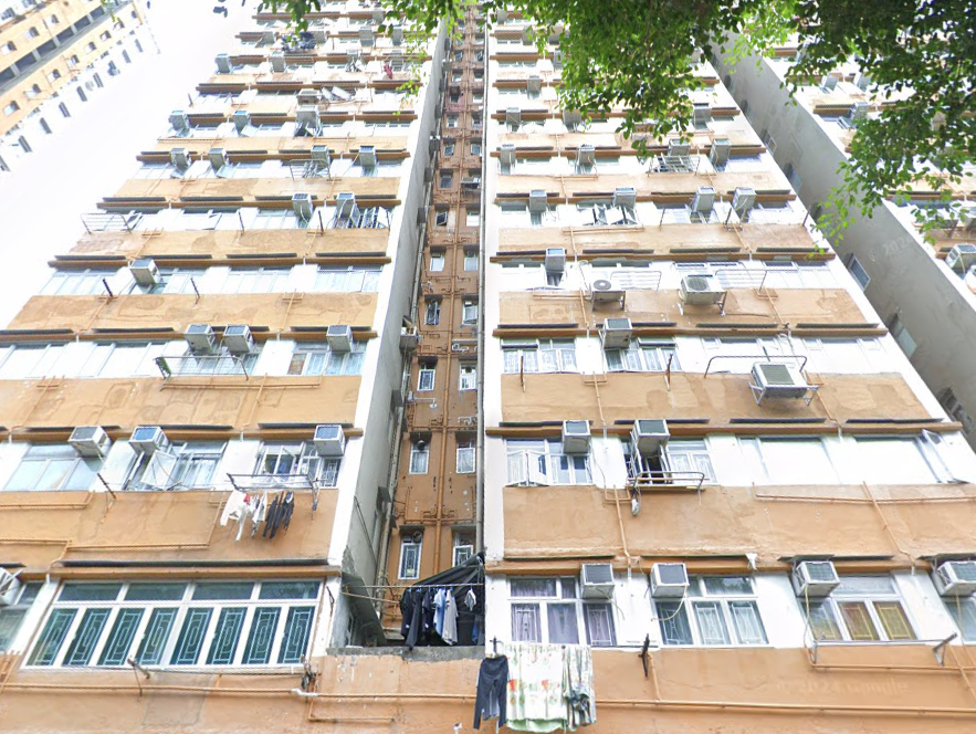 外區租客斥265萬元入市筲箕灣舊樓新利大廈一房,一手業主長情持貨逾半世紀,獲利68.7倍離場。(網上截圖)