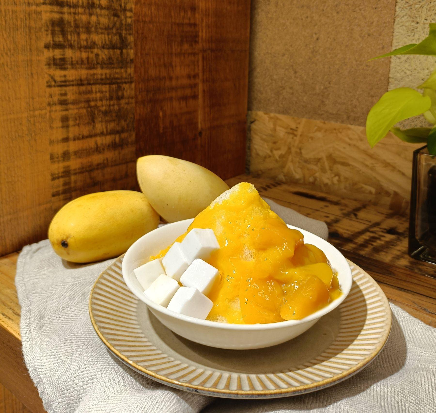 椰汁果凍芒果綿花冰 $48