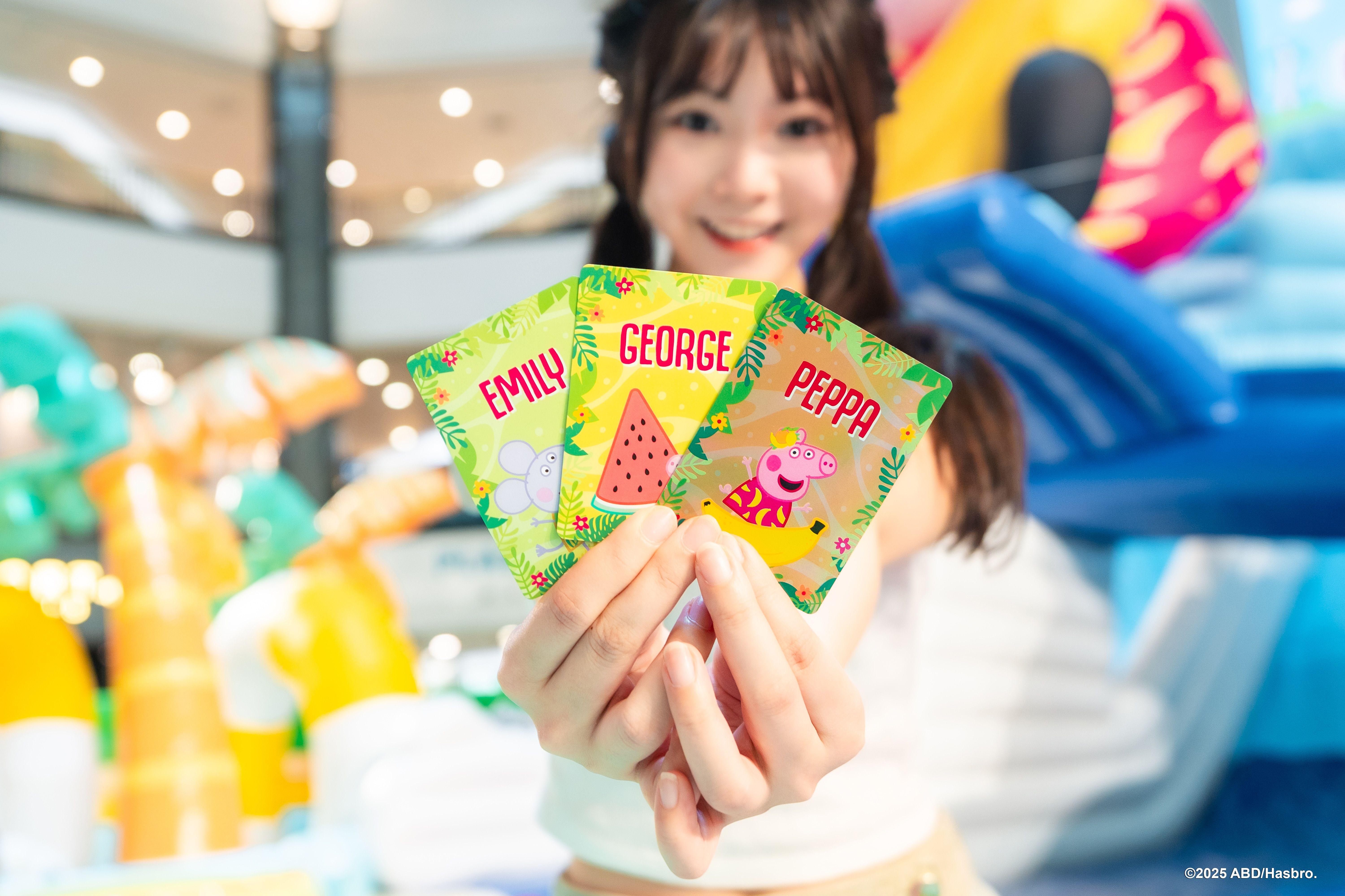 每位參加者於入場時皆可免費獲贈會場限定「The Pig Family珍藏紀念卡」一張 (一套3款,款式隨機派發)