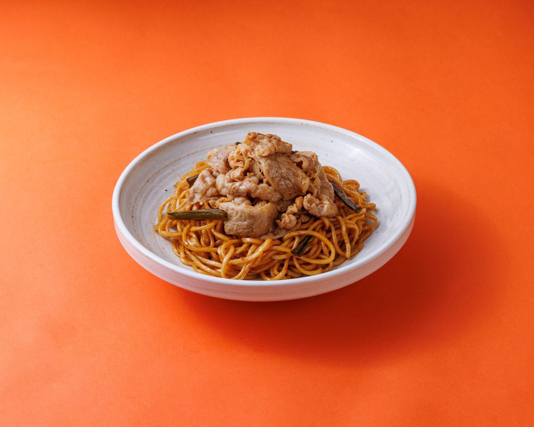 肥牛蔥油拌麵配熱苿香綠茶下午茶餐$36