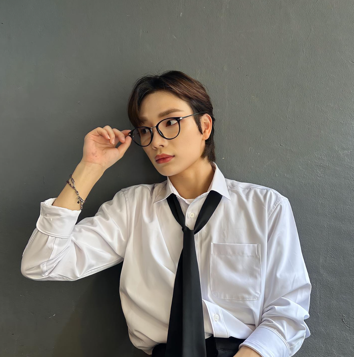 JAEHYUN於6月30日因血癌不幸離世,終年23歲。