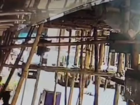 老婦倒地不起。(馬路的事討論區)