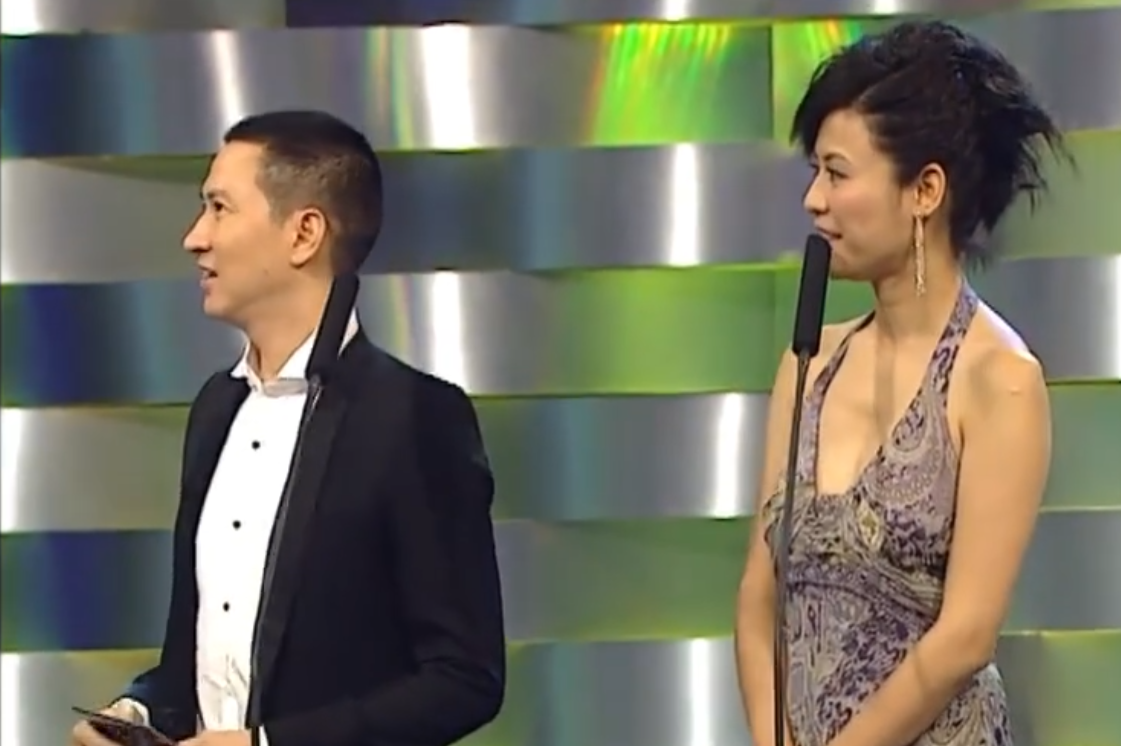 宣萱於2006年以嘉賓身份頒獎予李名順,19年後二人一齊獲獎。