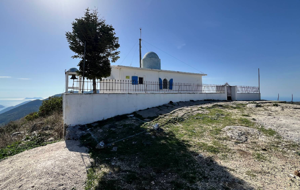 「先知以利亞教堂」據報是求婚的熱門地點。(互聯網)