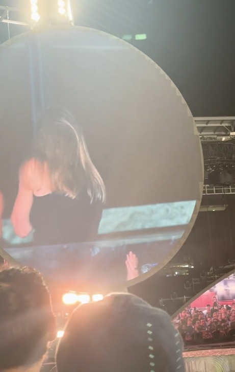 Coldplay主音Chris Martin:未化妝的快去化 Kiss Cam掃觀眾前隱晦提醒防「捉姦」(有片)