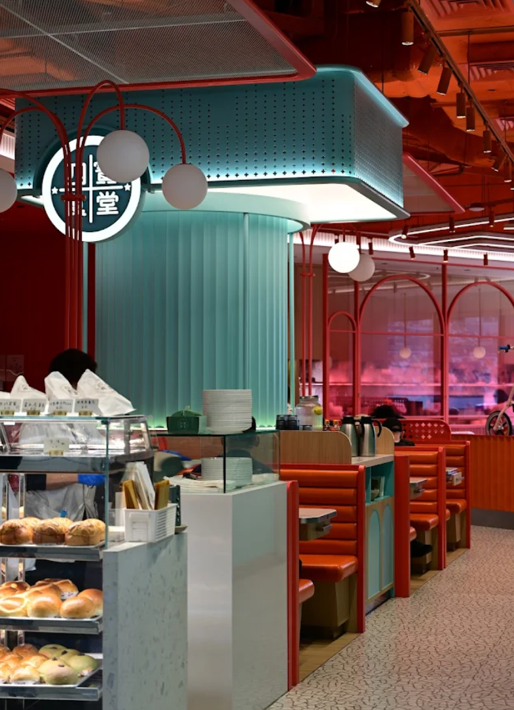 去年12月進駐啟德體育園的茶餐廳「四寶食堂」,被指拖欠租金、管理費等共逾109萬元,遭啟德體育園入稟高等法院追討欠款。(網上圖片)