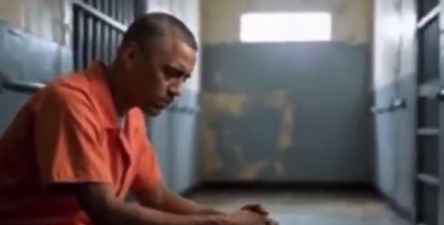 特朗普在旗下社交平台Truth Social上傳一段前總統奧巴馬被捕的人工智能(AI)生成影片。(AI生成影片)