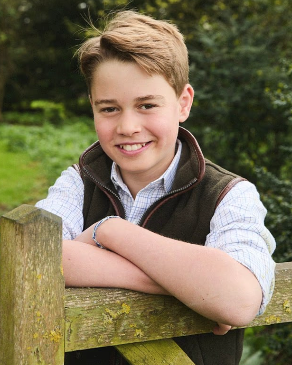 喬治12歲的生日照。(互聯網)