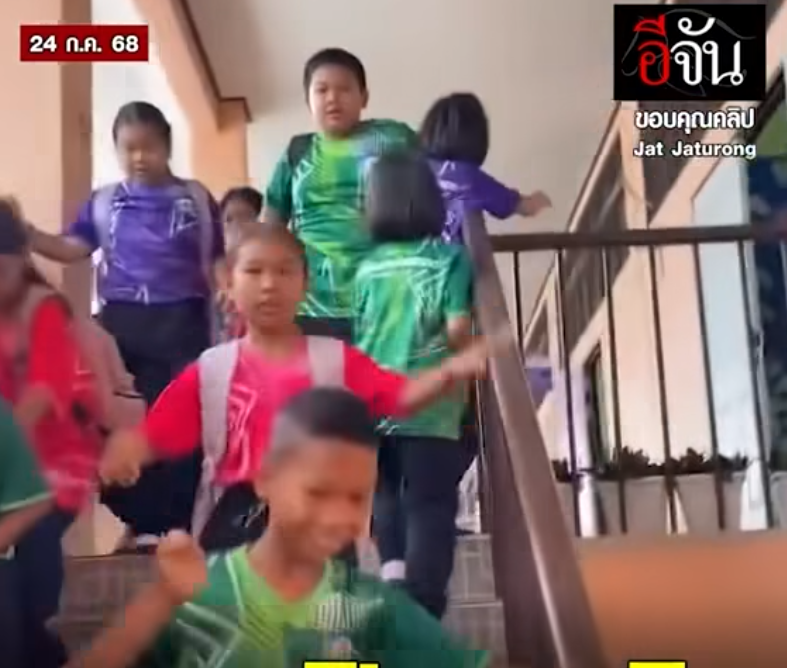 路透社引述泰國地方官員說,至少兩名泰方平民死亡,兩人受傷,已疏散86條村莊的大約4萬名平民到安全地方