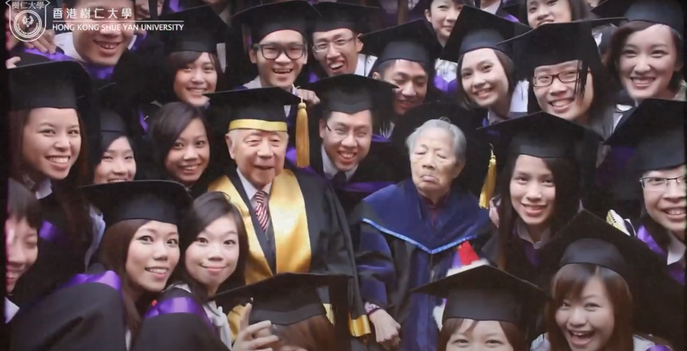 香港樹仁大學校監胡鴻烈逝世,享壽105歲。他與夫人鍾期榮(2014年逝世)於1971年創辦樹仁書院,一直堅持四年制,在1990年代拒轉為受資助的三年制大學,直至2006年獲政府批准成為香港首間私立大學。