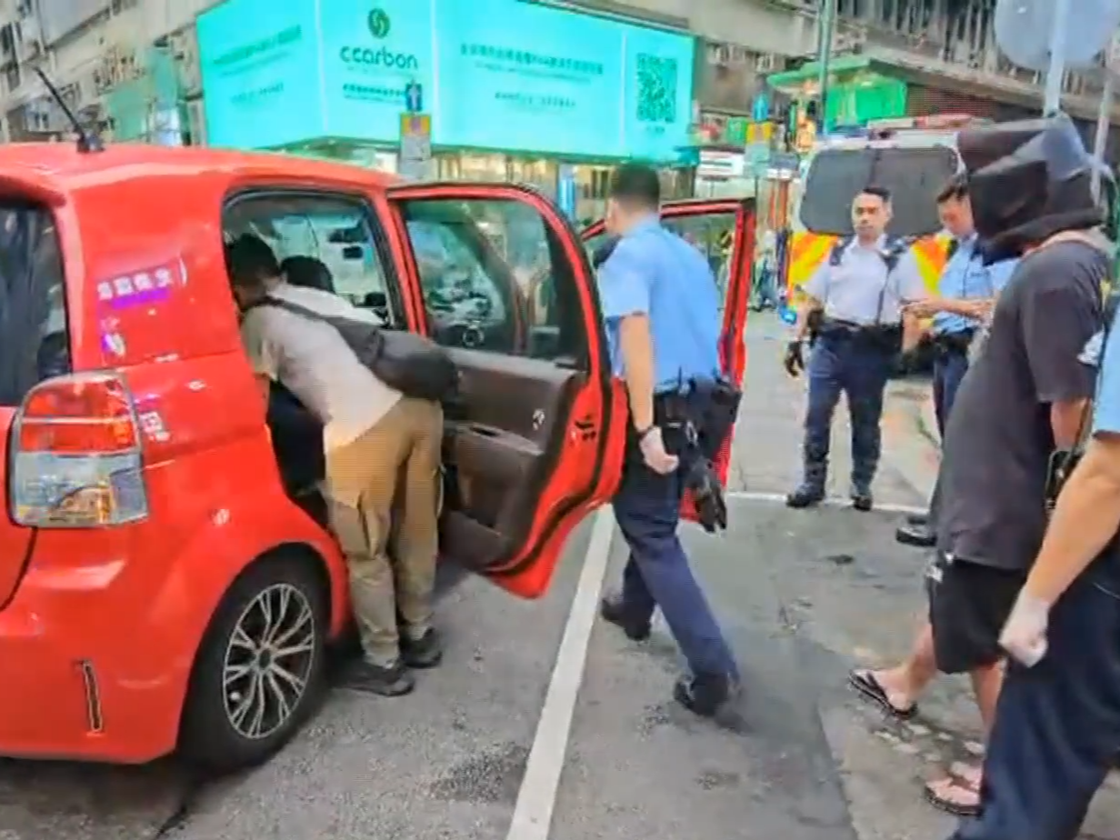 警尖沙咀截毒品快餐車檢2.3萬元太空油等,34歲男司機被捕。(有線新聞截圖)