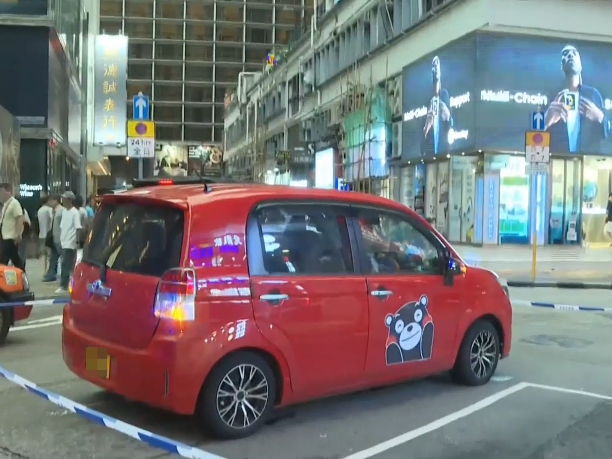 警尖沙咀截毒品快餐車檢2.3萬元太空油等,34歲男司機被捕。(有線新聞截圖)