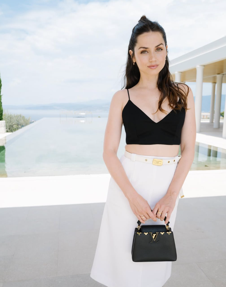 安娜迪艾瑪絲 Ana de Armas(IG@ana_d_armas)