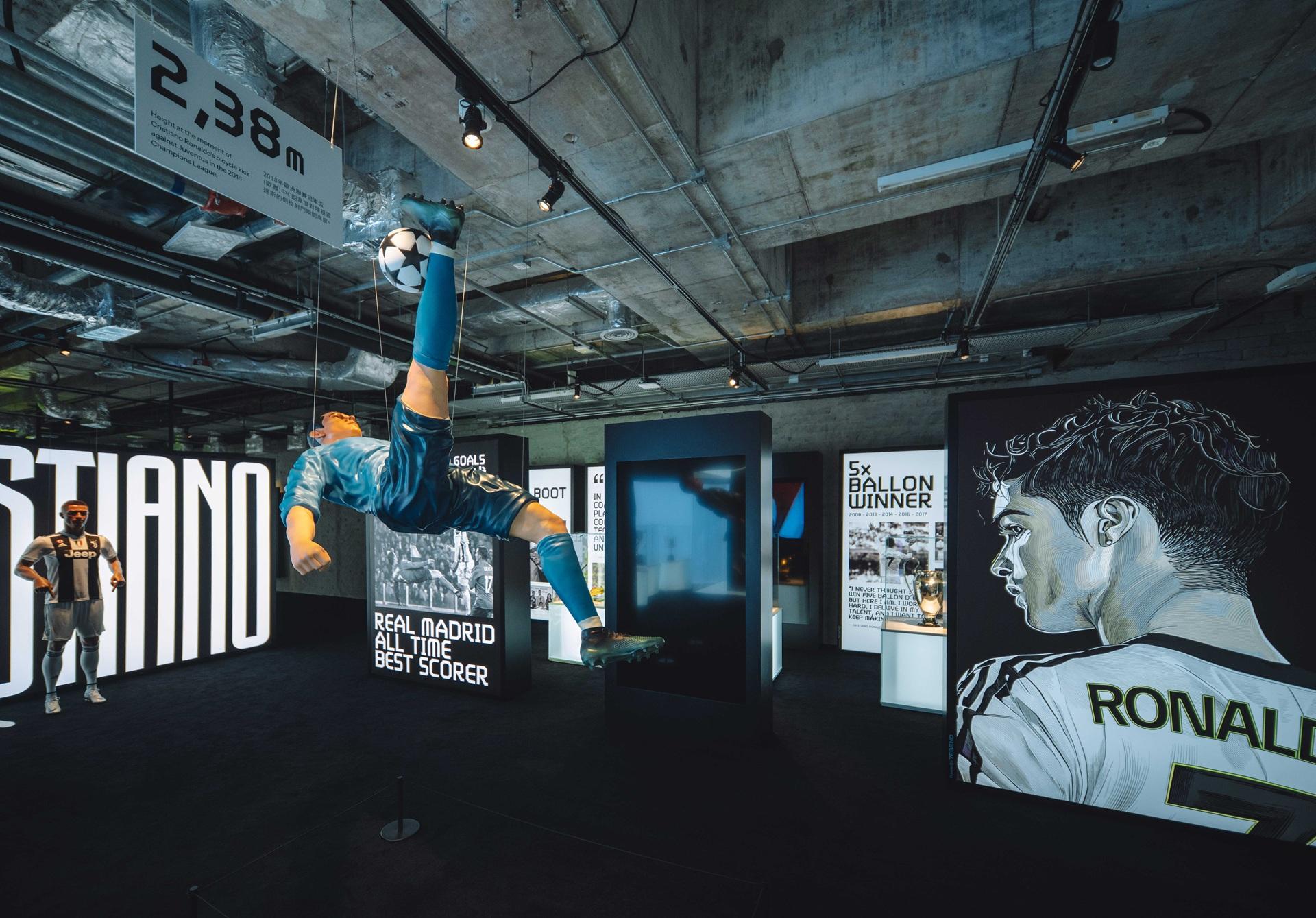 C罗亲自策划 CR7 LIFE 香港博物馆 展示逾30年 足球珍藏
