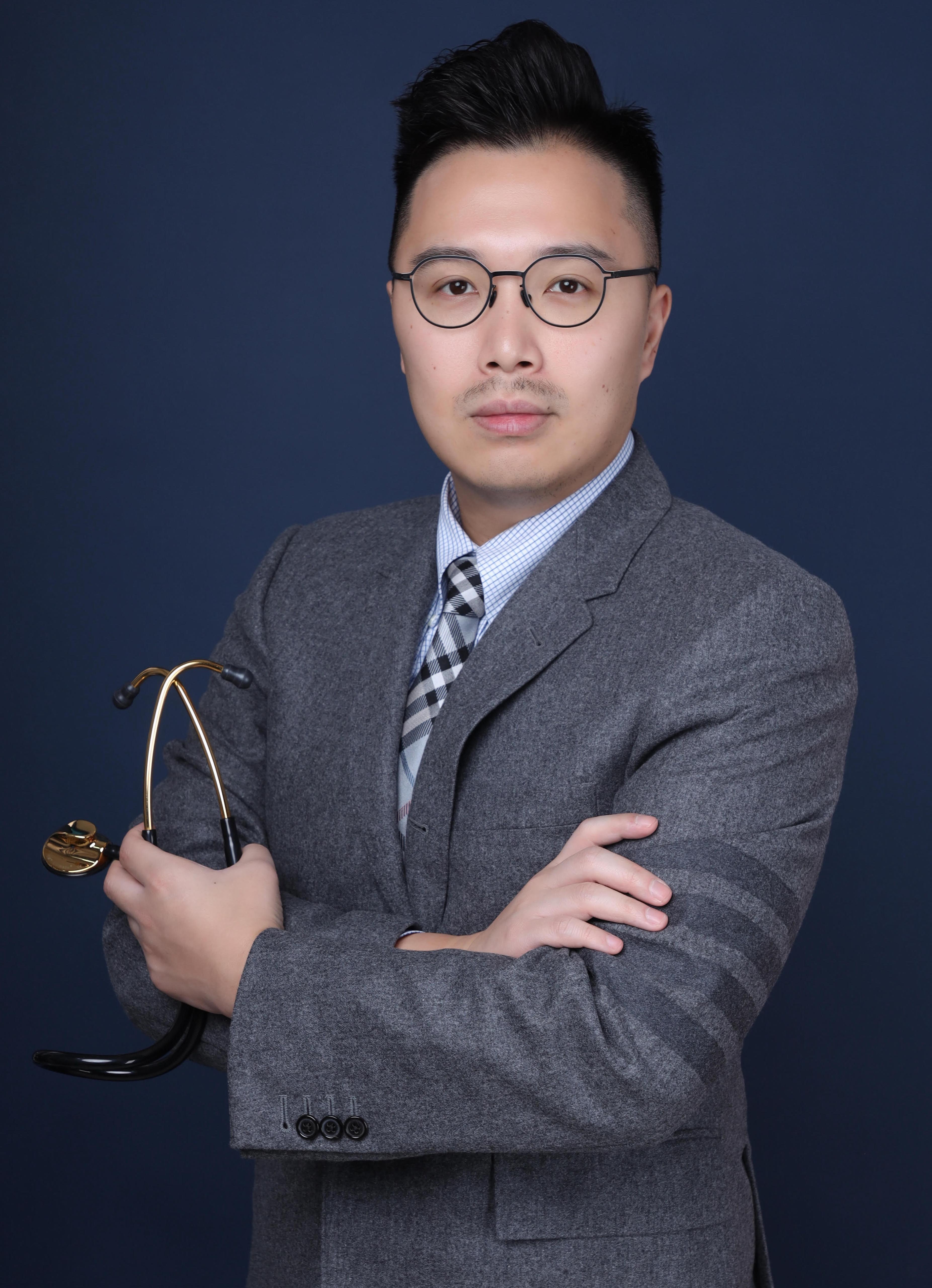 心臟科專科黃文灝醫生