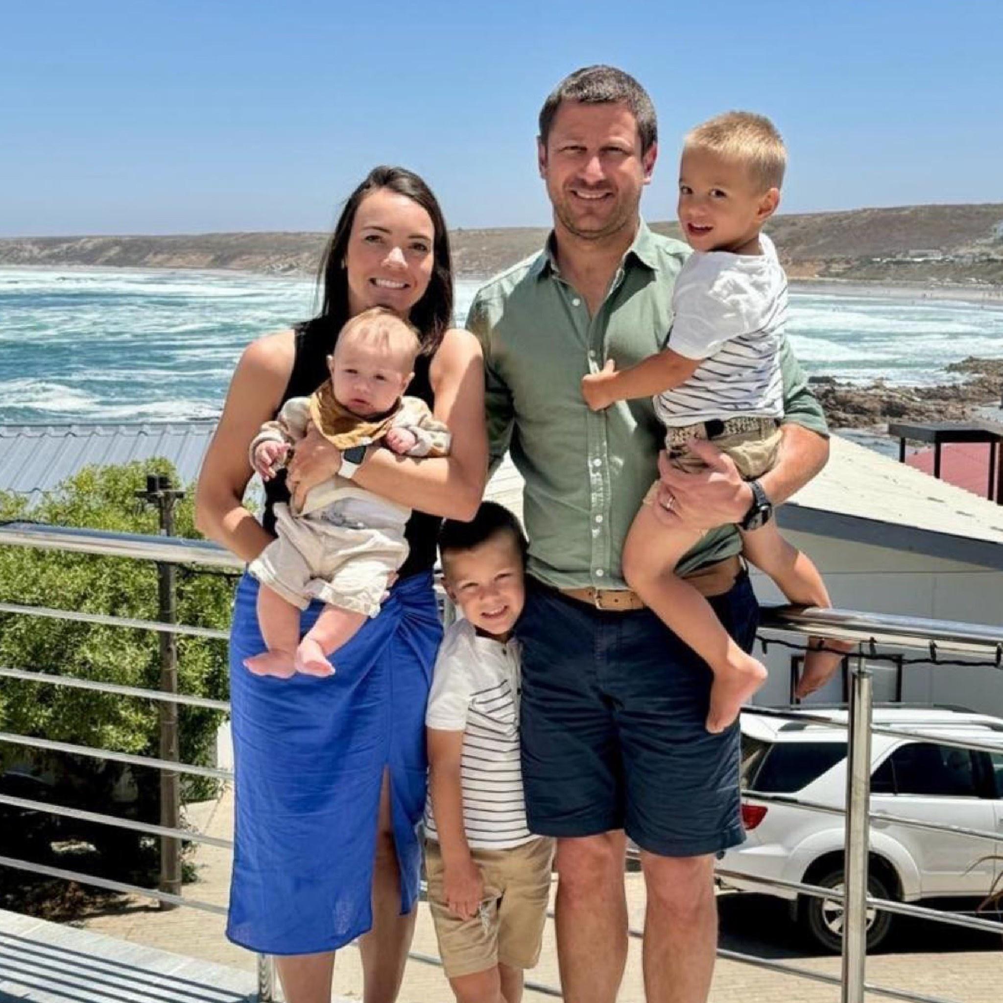 FC Conradie與妻子La-ida結婚已10年,二人育有3名年幼的兒子。(X)