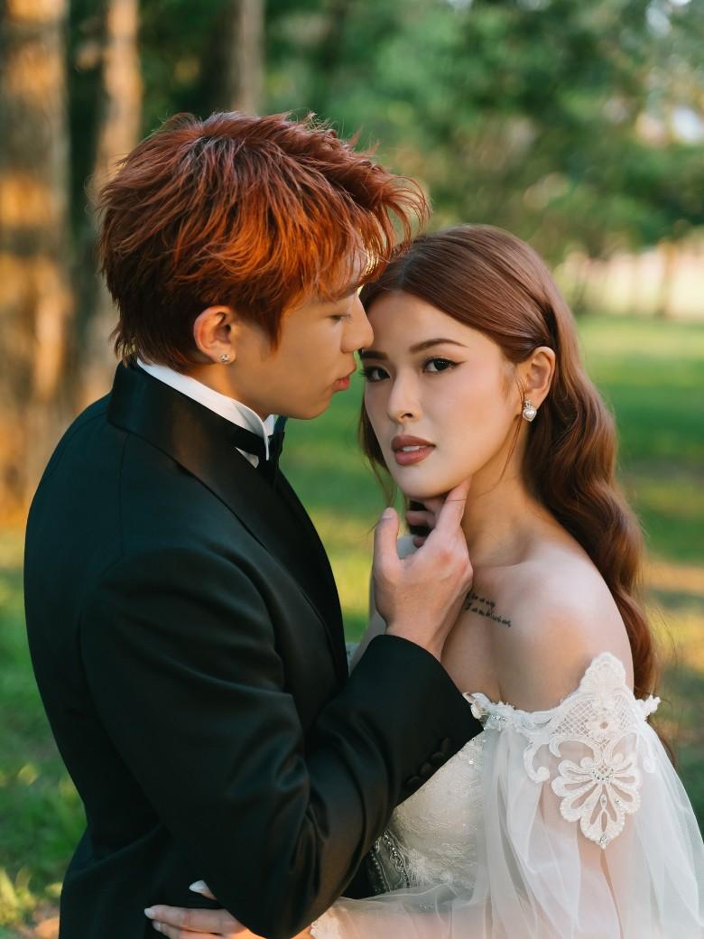 Tyson Yoshi與太太Christy飛到意大利米蘭舉行婚禮。