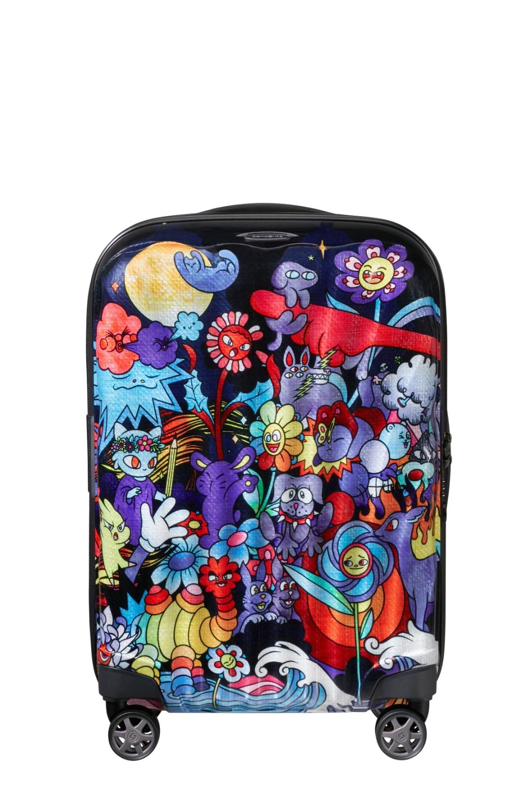 C-lite x VEXX nightfall旅行箱。$4,980(55cm)/$5,680(75cm)