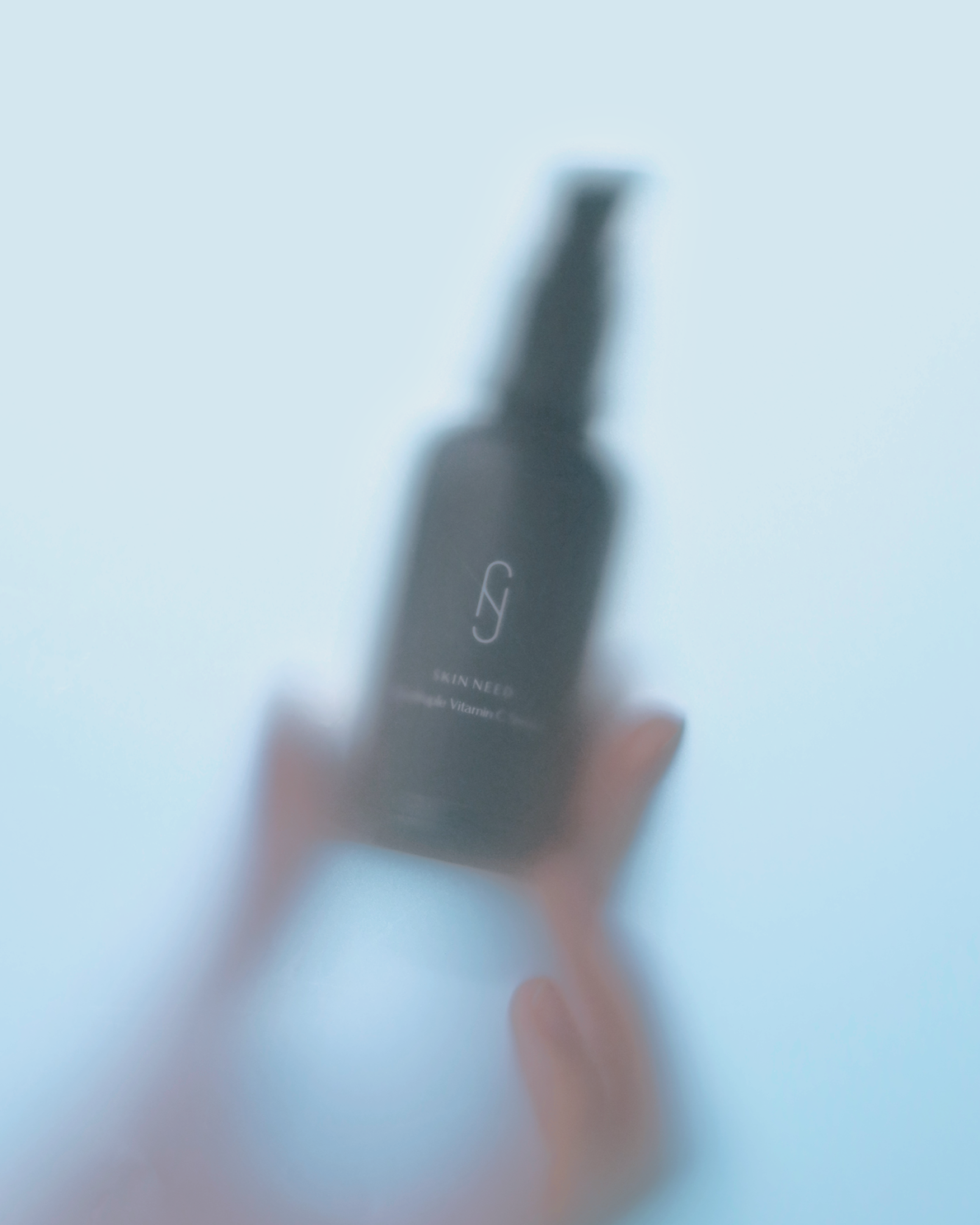 4重維他命C精華