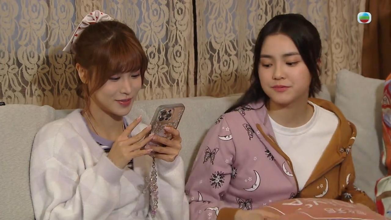 相關場口出現古佩玲與姚焯菲的畫面。