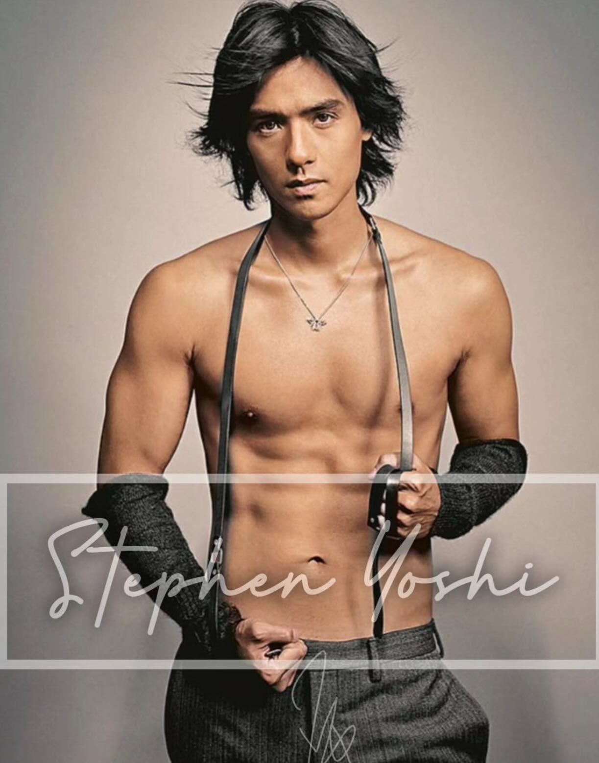 馮德倫今日分享當年的露點曬肌照,上面寫下「Stephen Yoshi」。