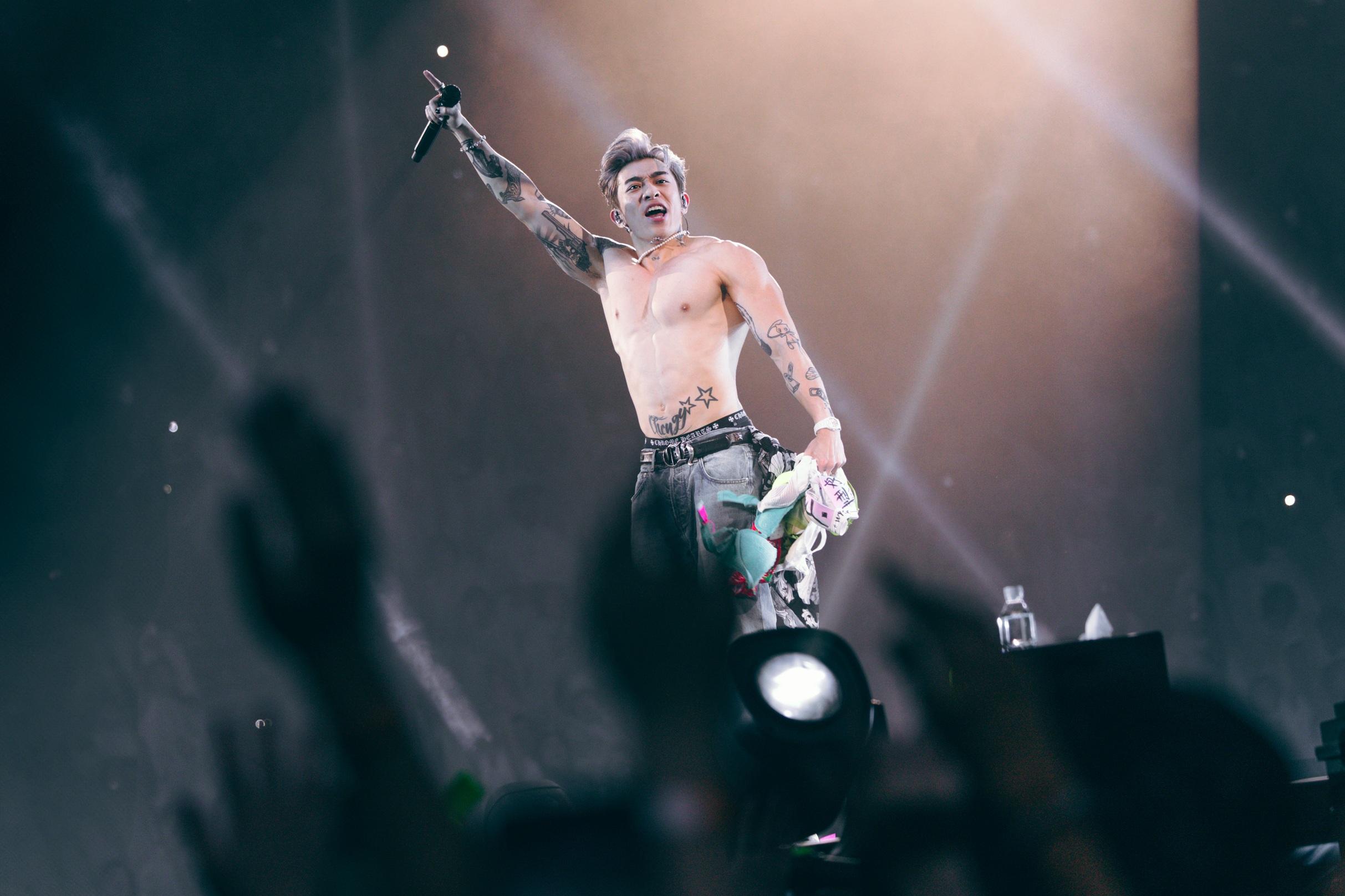 Tyson Yoshi《THE VILLAIN LIVE IN HONG KONG 》演唱會尾場。