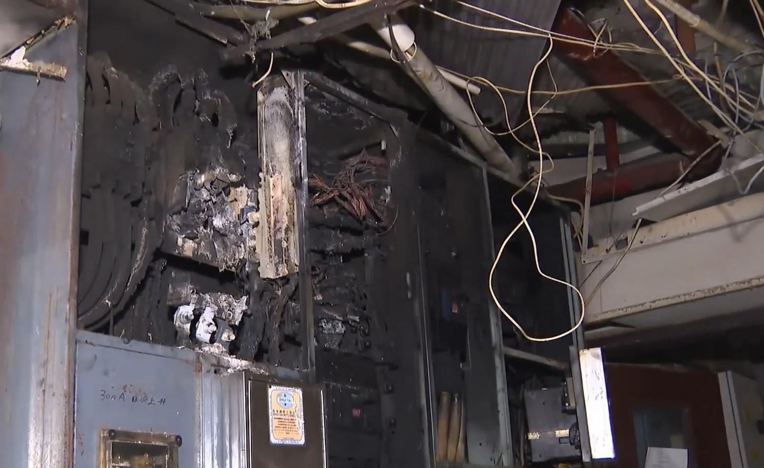 觀塘仁安大廈發生火警。(有線電視新聞截圖)