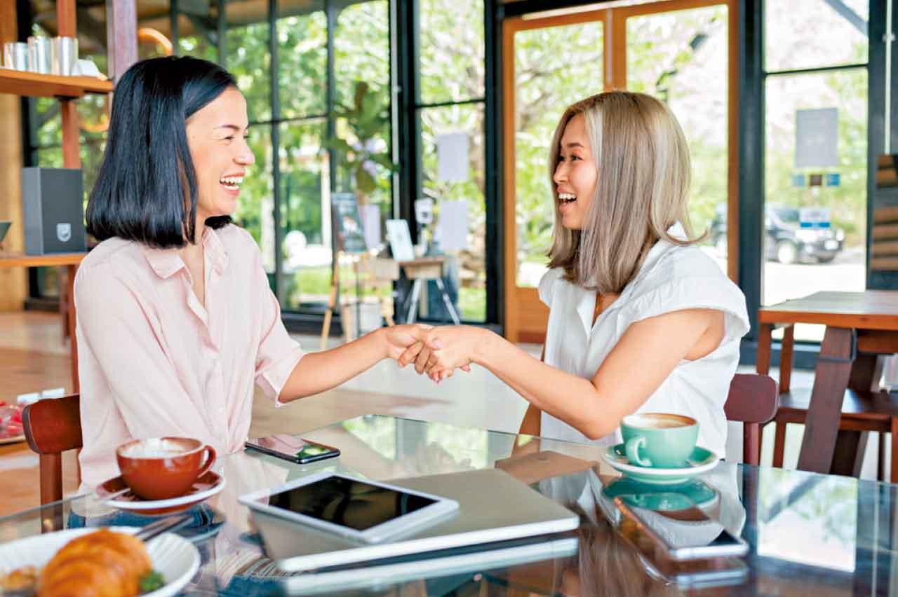 中小企急需拓展市場機遇,同時要解決現金流不穩的問題。