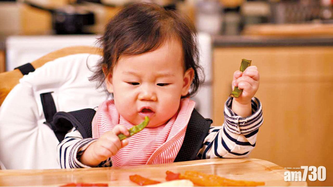 為保障安全食用果凍,政府今日刊憲規定預先包裝的迷你果凍不得含有蒟蒻。
