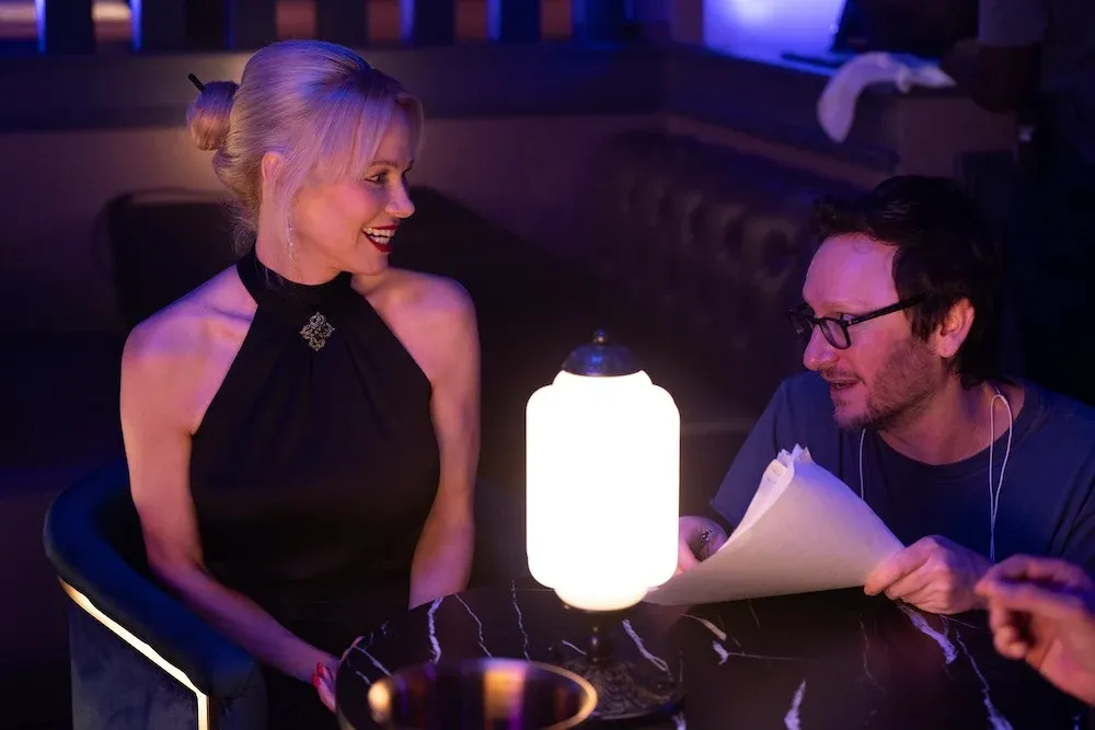 里安納遜稱,與彭美拉因為文學而變得親近。