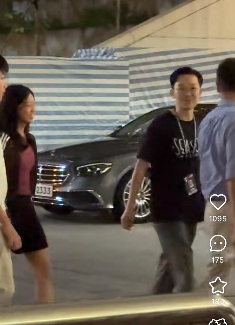 陳慧琳演唱會|今晚演唱會宣布改期27日 16歲囝囝蝦餃仔現身紅館