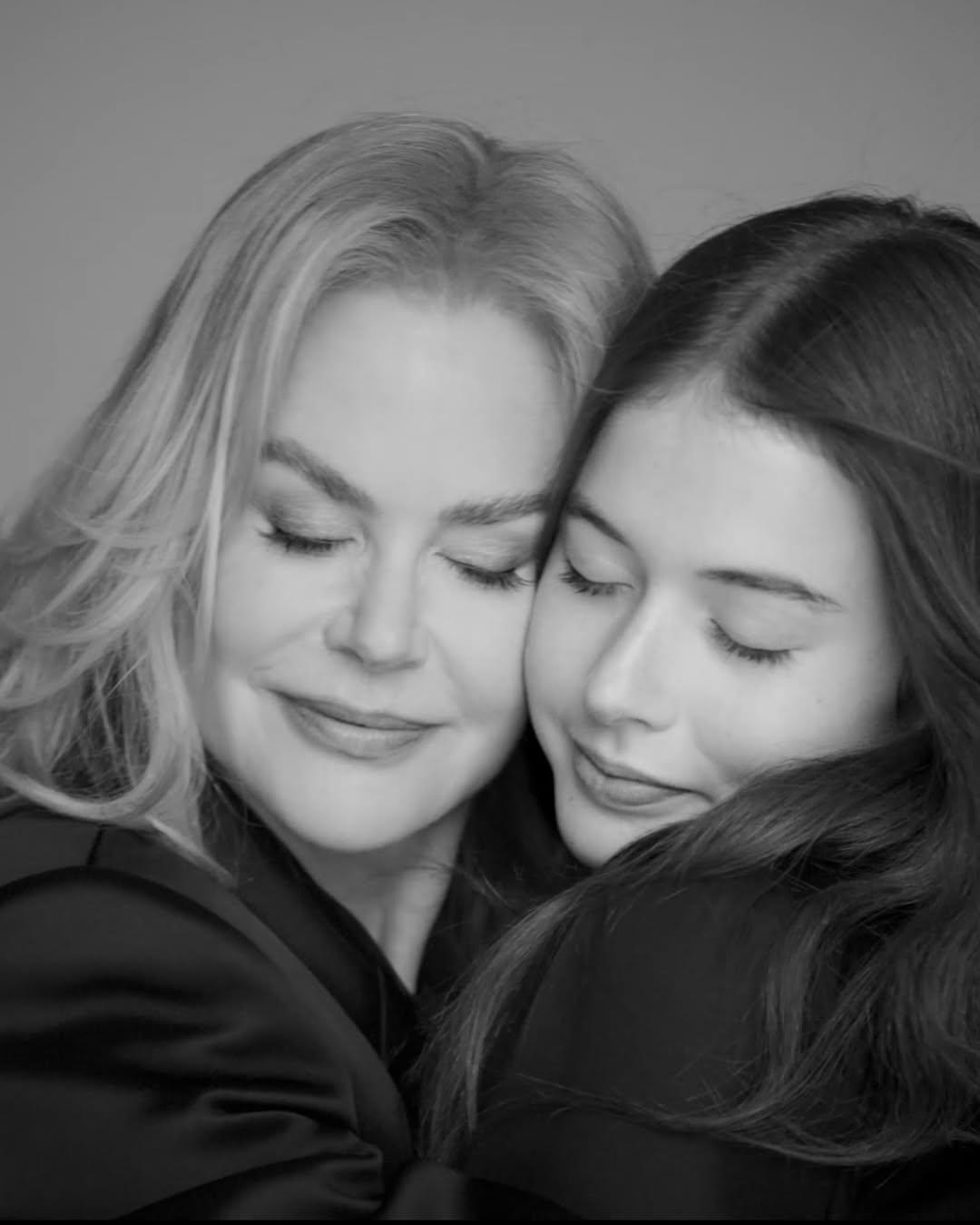 驚喜與女兒Faith Margaret一起入鏡