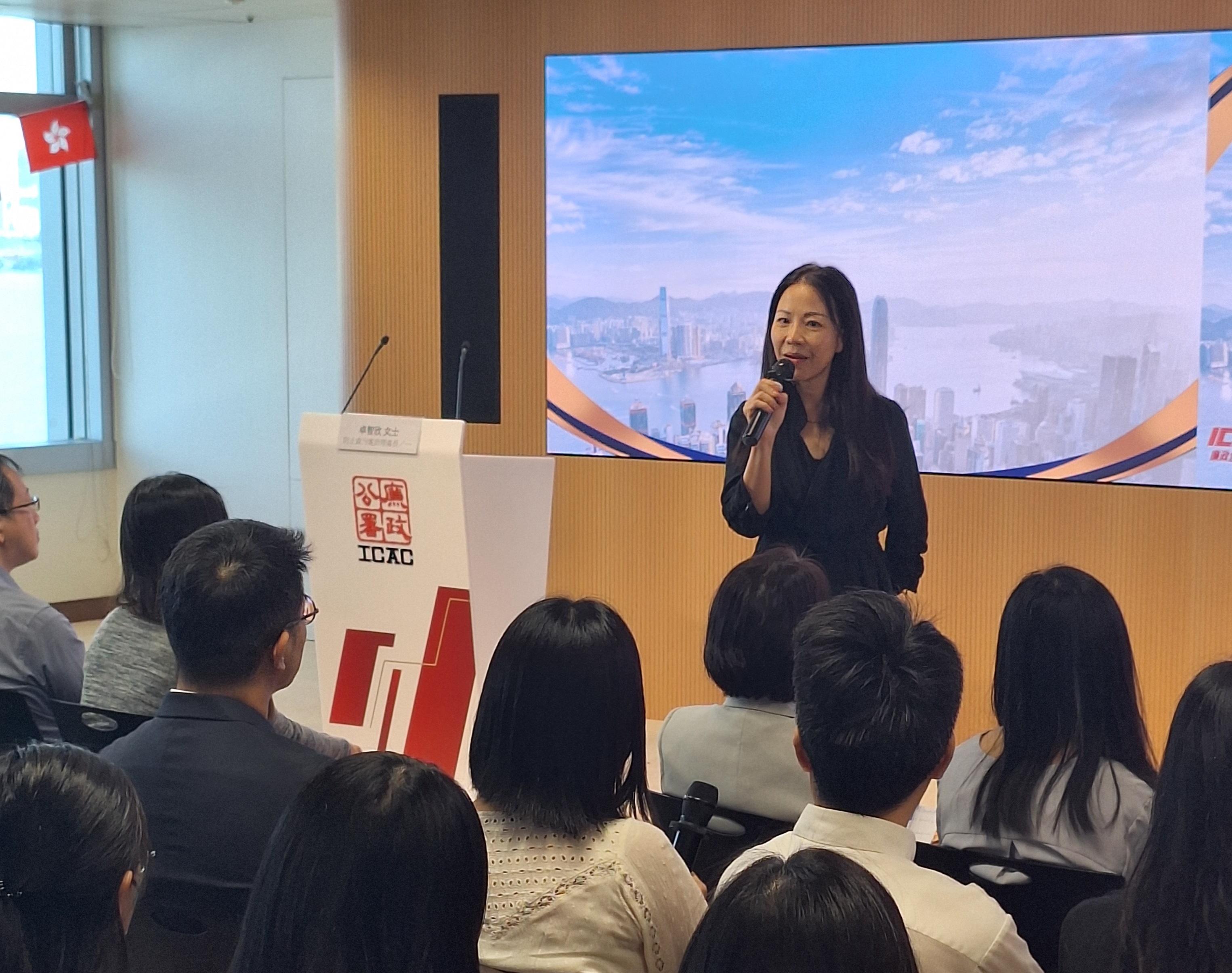 防止貪污處助理處長卓智欣認為指南有助確保大學收生程序的公正性和公信力。(大會提供)