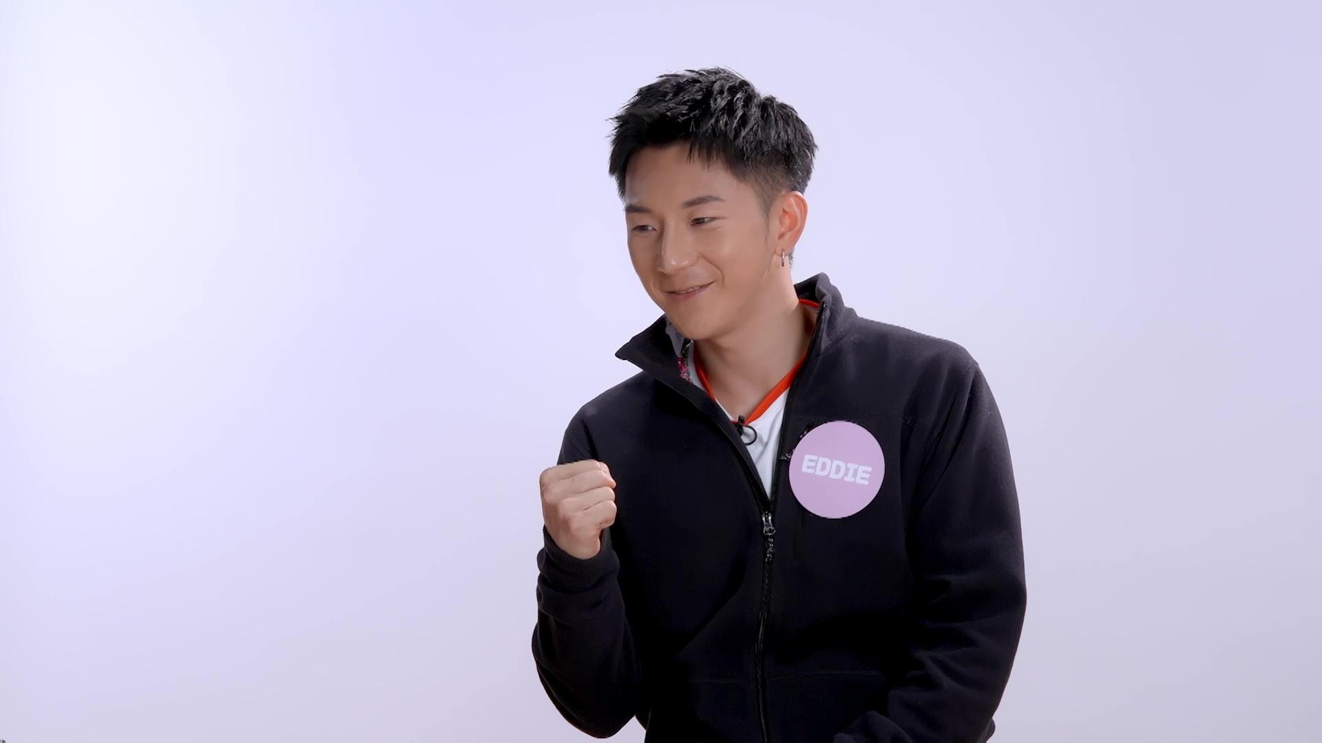 Eddie知道同Sophie同枱後的反應。