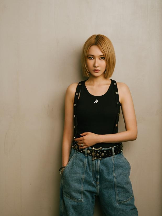 RIIANA首作《I'M SORRY》,將於下月1 日推出。