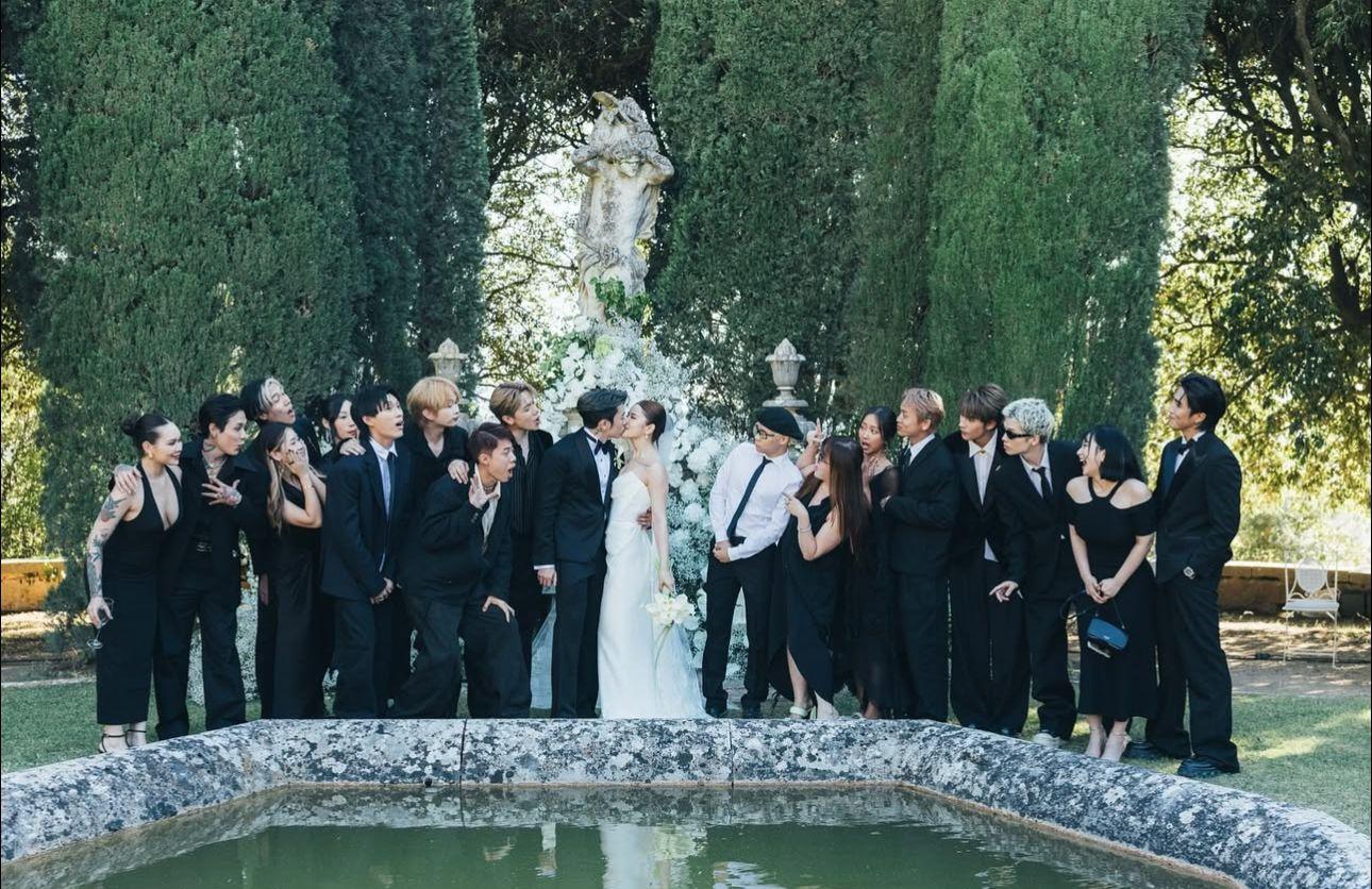 一班好友飛往意大利見證Tyson Yoshi大婚。